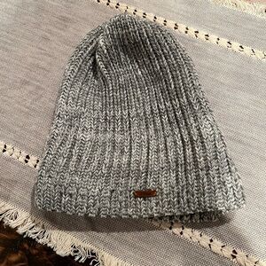 Lethmik Gray Fleece Lined Knit Beanie, one size, EUC, winter, snow, skiing